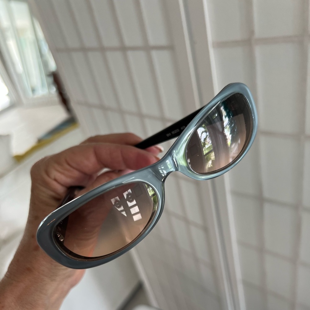 Blu marine sunglasses